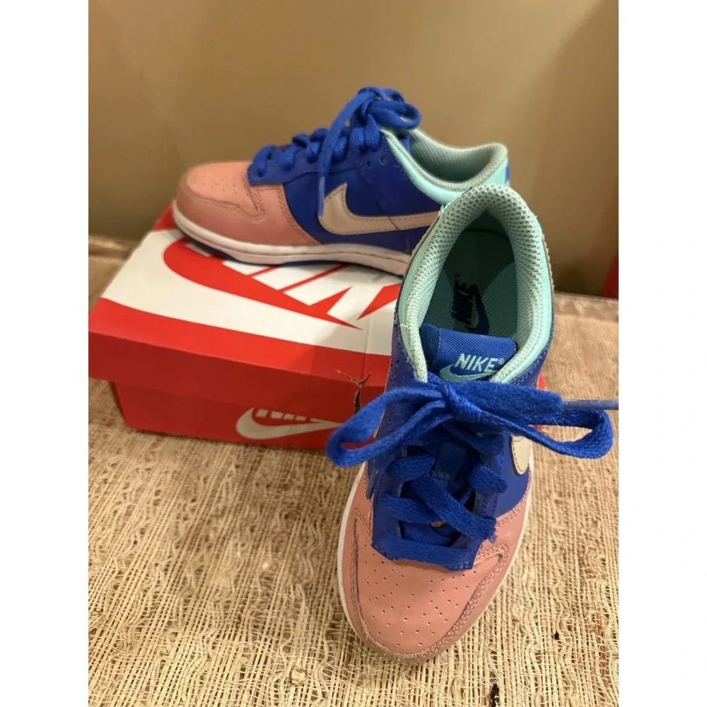 Nike‎ Dunk Low SE (PS) Pre-School Shoes Kid's SZ 12Y Hyper Royal DZ2874-400